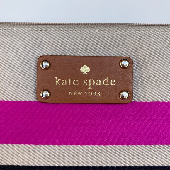 Kate Spade tablet holder or clutch - Picture 2 of 7
